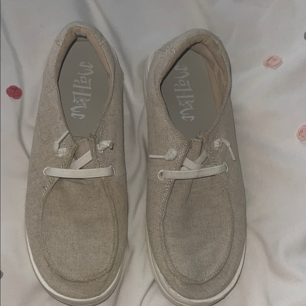 Women's Casual Beige Shoes